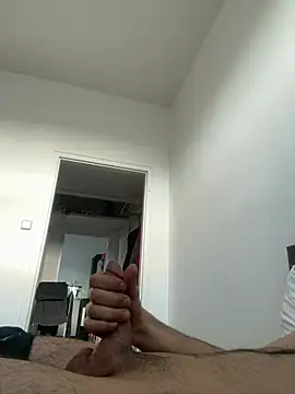 musti312 online show from March 19, 2026, 3:23 pm