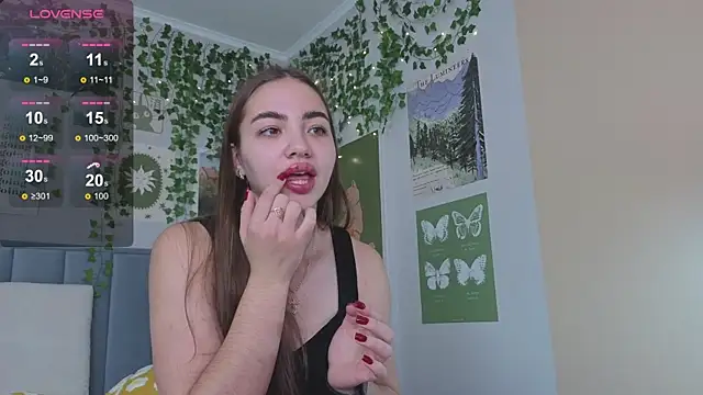 Ashley Pierce online show from September 12, 2025, 4:40 pm