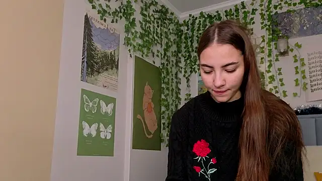 Ashley Pierce online show from December 16, 2025, 4:28 am