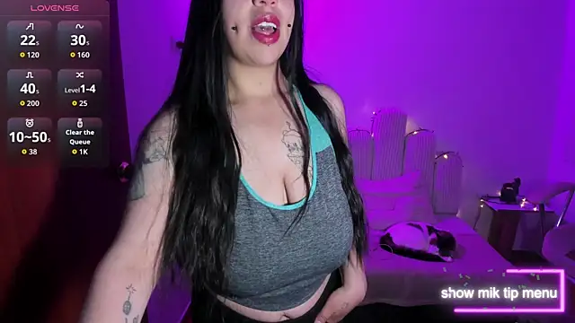 megan foz online show from September 17, 2025, 6:21 pm