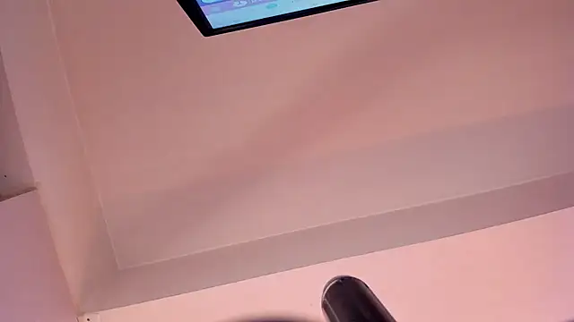 rubyrouge   online show from October 25, 2025, 7:36 pm