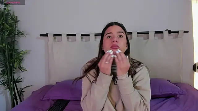 Snapshot of Rachell_criss chatting on February 19, 2026, 4:31 am Rachell criss online show from February 19, 2026, 4:31 am