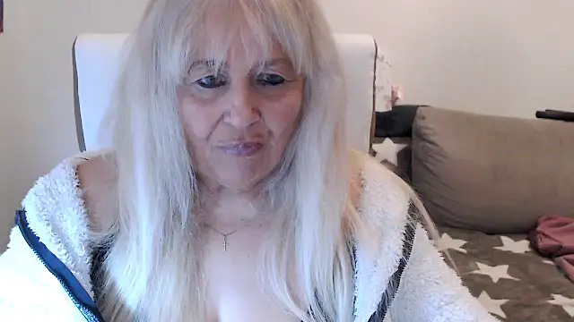 SusiLifeXXX online show from October 1, 2025, 7:51 pm