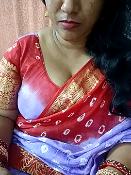 Snapshot of Swetyhoney chatting on October 8, 2025, 5:13 pm Swetyhoney online show from October 8, 2025, 5:13 pm