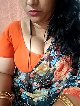 Snapshot of Swetyhoney chatting on September 12, 2025, 4:40 pm Swetyhoney online show from September 12, 2025, 4:40 pm
