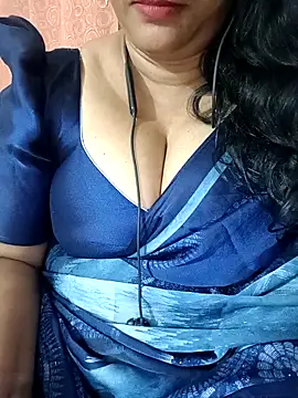 Snapshot of Swetyhoney chatting on September 9, 2025, 4:38 pm Swetyhoney online show from September 9, 2025, 4:38 pm