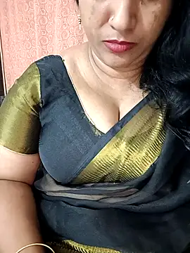 Snapshot of Swetyhoney chatting on September 27, 2025, 4:46 pm Swetyhoney online show from September 27, 2025, 4:46 pm