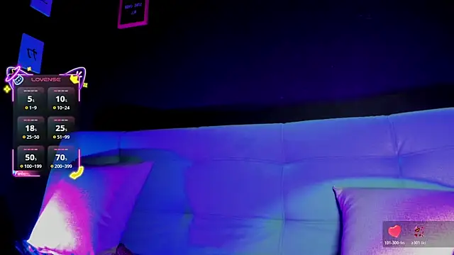 madiixwatson online show from November 26, 2025, 11:43 am