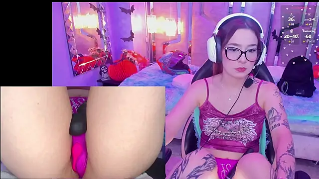 Snapshot of NicoleFerrel chatting on November 3, 2025, 2:31 pm NicoleFerrel online show from November 3, 2025, 2:31 pm