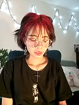 dolliette24 online show from November 13, 2025, 4:05 am