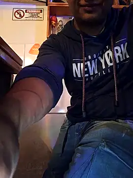 vboli08 online show from October 31, 2025, 1:24 am