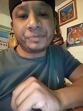 vboli08 online show from November 7, 2025, 11:19 pm