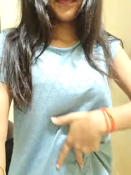 Snapshot of Raj-kumari chatting on May 1, 2026, 4:34 pm Raj-kumari online show from May 1, 2026, 4:34 pm