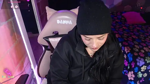 Snapshot of Danniela20 chatting on April 23, 2026, 7:26 am Danniela20 online show from April 23, 2026, 7:26 am