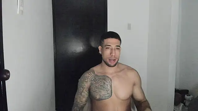Snapshot of ThiagoLugo chatting on July 21, 2026, 4:14 am ThiagoLugo online show from July 21, 2026, 4:14 am