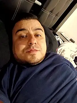 Snapshot of romiroom chatting on January 11, 2026, 1:29 pm romiroom online show from January 11, 2026, 1:29 pm