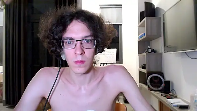 LovesomeCookie online show from March 10, 2026, 5:39 pm