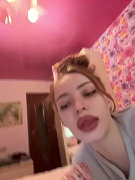 Snapshot of Hannah_xBaby chatting on May 3, 2026, 9:36 am Hannah xBaby online show from May 3, 2026, 9:36 am