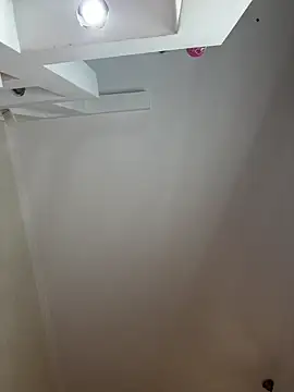 Hannah xBaby online show from November 30, 2025, 11:55 am