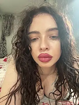 Hannah xBaby online show from December 3, 2025, 12:59 pm