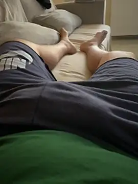 Snapshot of Mrdim26 chatting on October 29, 2025, 8:46 am Mrdim26 online show from October 29, 2025, 8:46 am