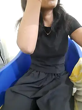 Snapshot of AnkitaDevi chatting on July 9, 2026, 6:03 am AnkitaDevi online show from July 9, 2026, 6:03 am