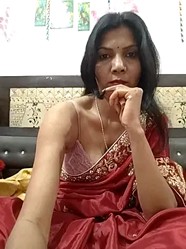 Yourhotsweetgirl online show from December 2, 2025, 6:42 pm