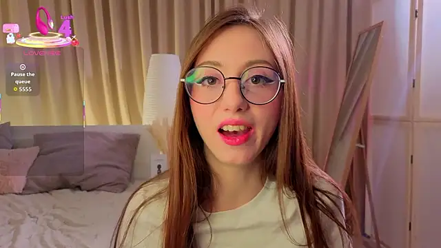 AvrilLeMell online show from February 12, 2026, 9:03 pm