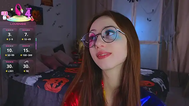 Snapshot of AvrilLeMell chatting on November 1, 2025, 11:42 pm AvrilLeMell online show from November 1, 2025, 11:42 pm