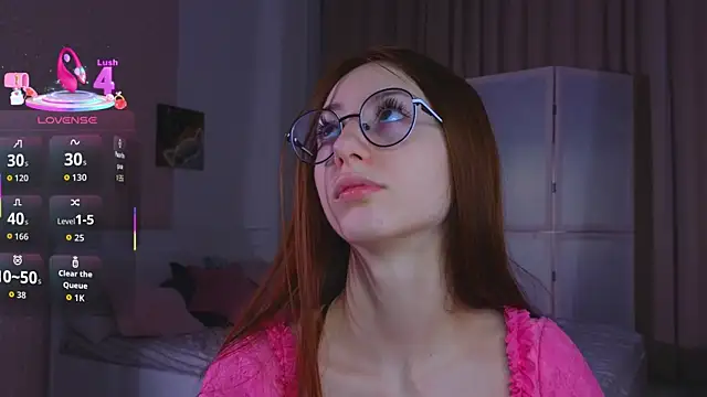 Snapshot of AvrilLeMell chatting on October 10, 2025, 9:04 pm AvrilLeMell online show from October 10, 2025, 9:04 pm