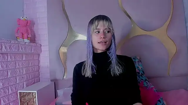 barbieambar online show from October 24, 2025, 9:14 pm