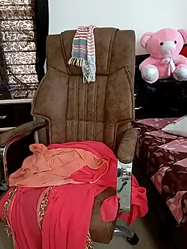 Niharika555 online show from February 4, 2026, 9:04 am