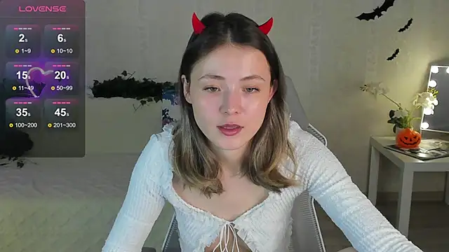 ArleneThomas online show from October 22, 2025, 12:59 pm