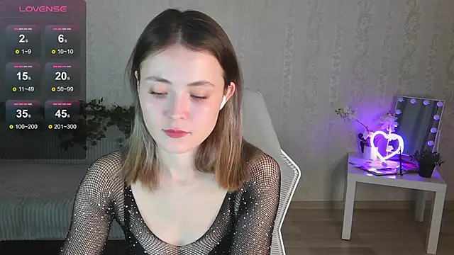 ArleneThomas online show from September 21, 2025, 12:54 pm