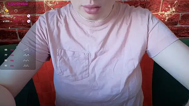 Snapshot of CitrusBlissss chatting on January 9, 2026, 5:03 am CitrusBlissss online show from January 9, 2026, 5:03 am