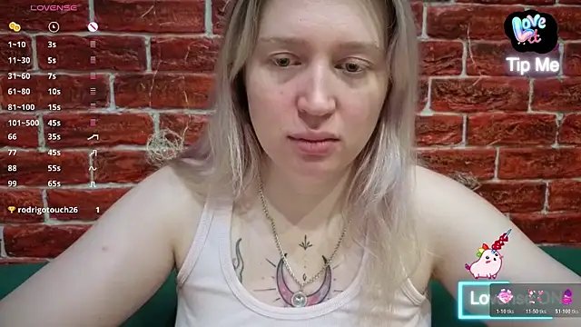 Snapshot of CitrusBlissss chatting on April 7, 2026, 11:17 pm CitrusBlissss online show from April 7, 2026, 11:17 pm