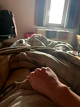 mas20043 online show from September 23, 2025, 3:41 pm