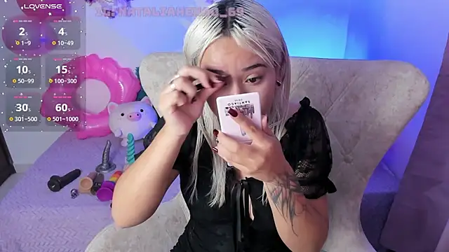 Nataliahenao69 online show from March 9, 2026, 6:22 pm