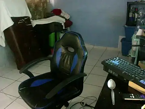 Snapshot of hornymkguyfun chatting on February 10, 2026, 6:40 pm hornymkguyfun online show from February 10, 2026, 6:40 pm