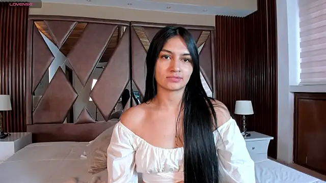 AidaJones online show from May 19, 2026, 11:39 am