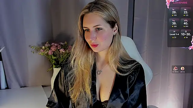 Snapshot of coldcherryeclipse_ chatting on April 9, 2026, 6:14 pm coldcherryeclipse online show from April 9, 2026, 6:14 pm