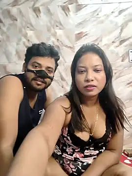 Snapshot of hornyzinia123 chatting on November 5, 2025, 4:04 am hornyzinia123 online show from November 5, 2025, 4:04 am