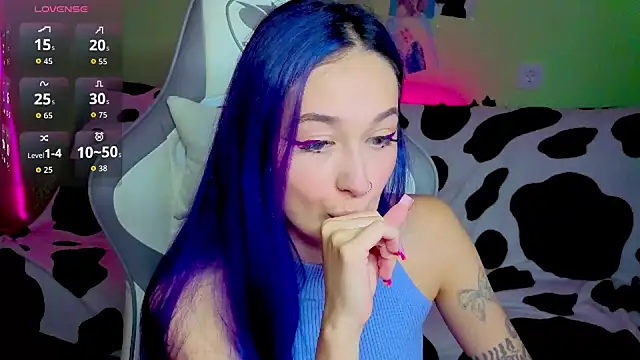 Snapshot of Im_suka chatting on September 22, 2025, 3:23 am Im suka online show from September 22, 2025, 3:23 am