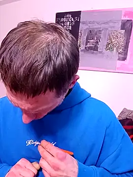 Snapshot of Wilsonn86 chatting on November 14, 2025, 7:56 am Wilsonn86 online show from November 14, 2025, 7:56 am