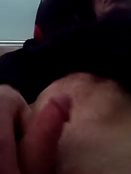 Snapshot of Wilsonn86 chatting on November 25, 2025, 11:10 am Wilsonn86 online show from November 25, 2025, 11:10 am