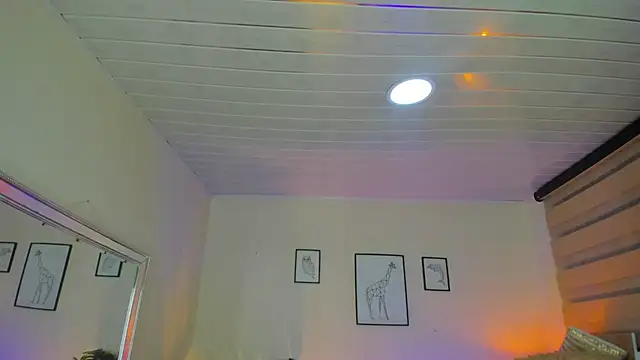 LusyKitty online show from September 29, 2025, 3:06 pm