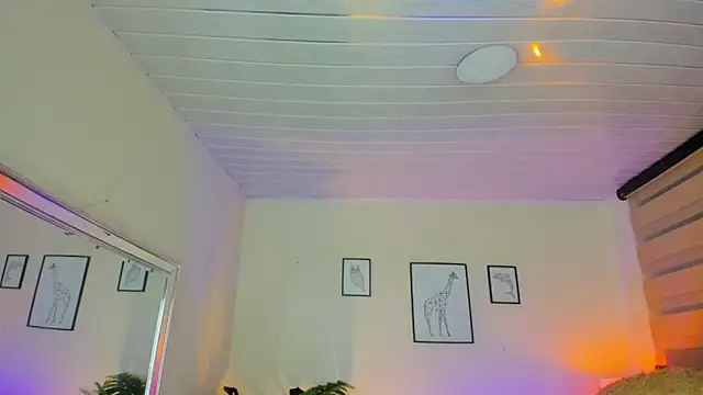 LusyKitty online show from September 26, 2025, 3:08 pm