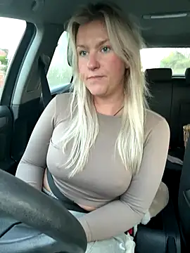 Charleigh xx online show from September 9, 2025, 5:50 am