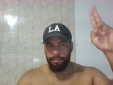 Snapshot of OliveiraSeven chatting on April 30, 2026, 8:57 pm OliveiraSeven online show from April 30, 2026, 8:57 pm