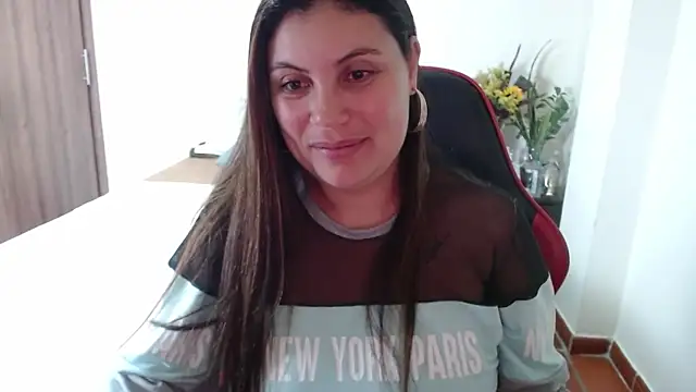 Snapshot of Secret_Bella chatting on September 27, 2025, 11:38 am Secret Bella online show from September 27, 2025, 11:38 am